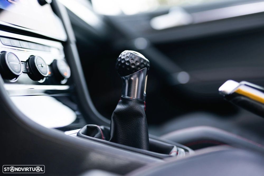 VW Golf 2.0 TSi GTi - 57