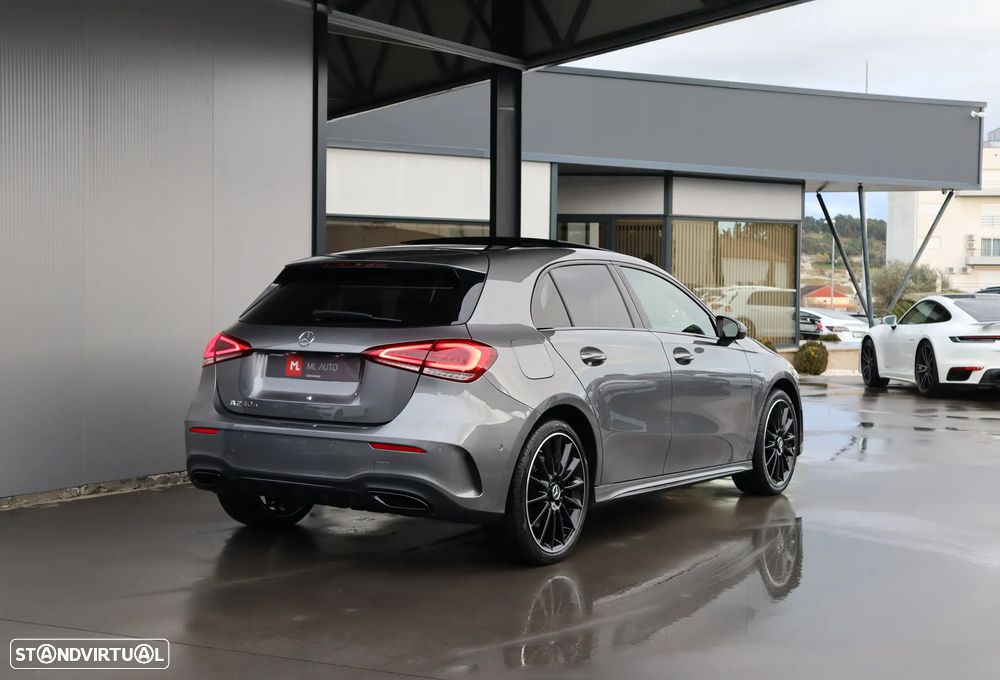 Mercedes-Benz A 250 e 8G-DCT AMG Line - 2