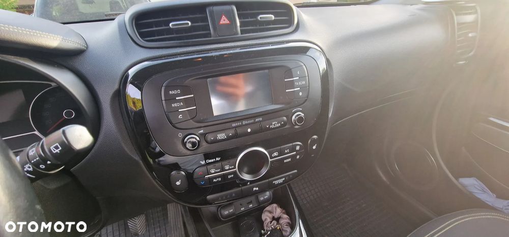 Kia Soul 1.6 CRDI Attract - 6