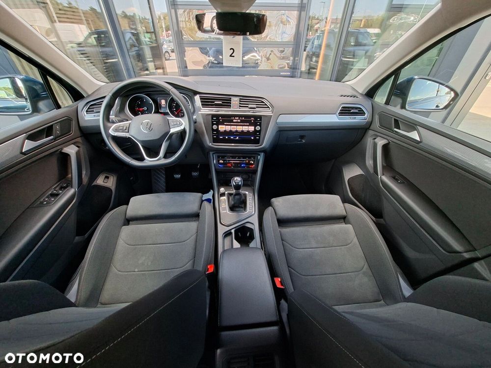 Volkswagen Tiguan - 17