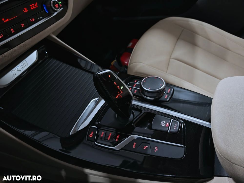 BMW X3 xDrive30e AT PHEV - 22