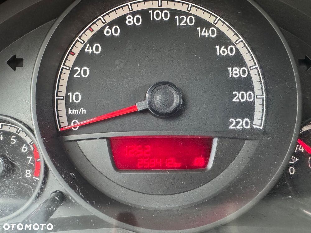 Volkswagen up! 1.0 move - 14