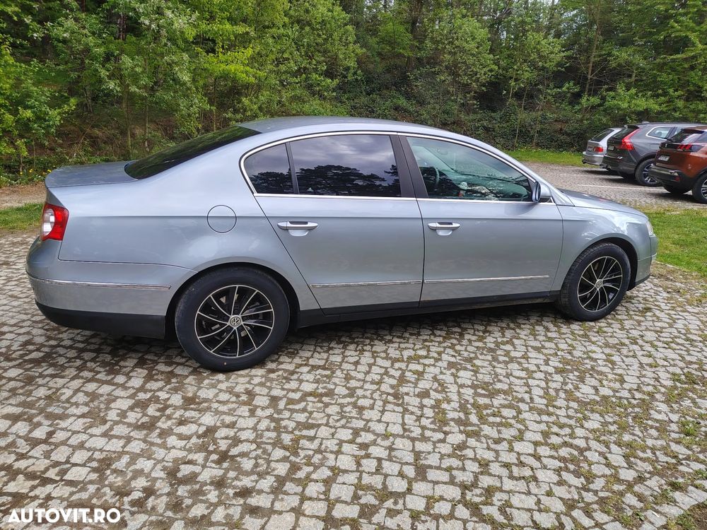 Volkswagen Passat 2.0 TDI 4Motion Individual - 7