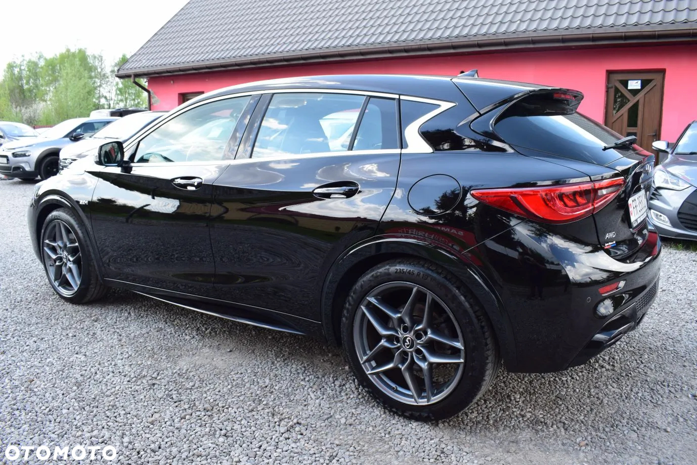 Infiniti Q30 2.0t DCT AWD Sport City Black - 5