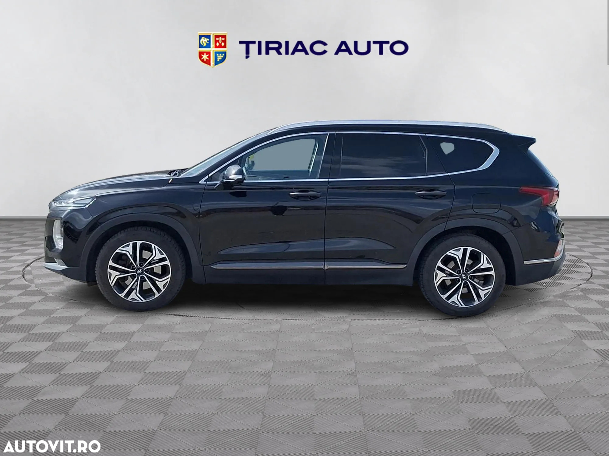 Hyundai Santa Fe - 3