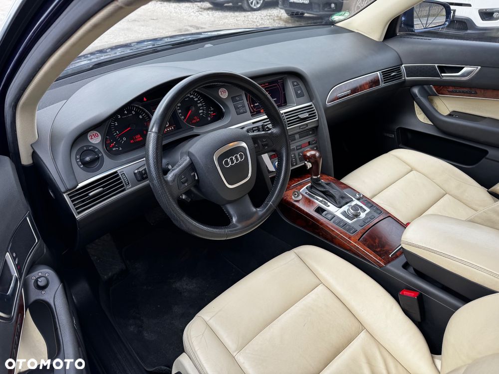 Audi A6 Avant 4.2 quattro tiptronic - 36