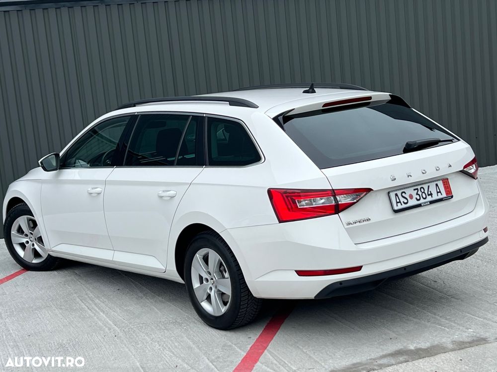 Skoda Superb Combi 2.0 TDI DSG Style - 3