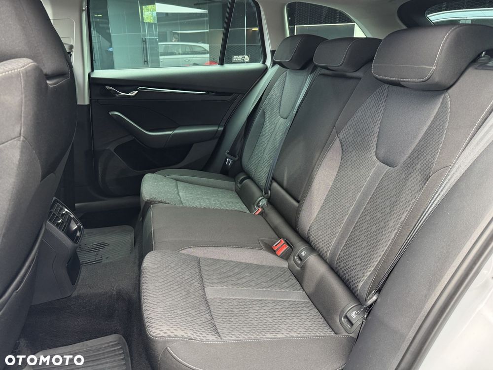 Skoda Octavia 2.0 TDI Ambition DSG - 15