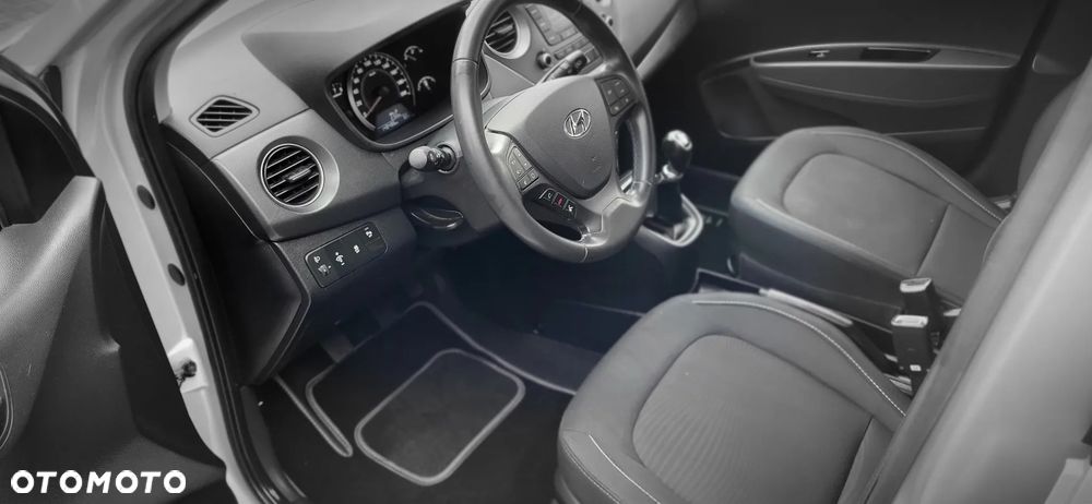 Hyundai i10 1.0 GO+ - 10