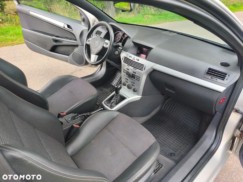 Opel Astra 1.6 Enjoy - 18