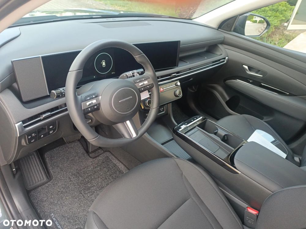 Hyundai Tucson 1.6 T-GDi HEV Executive 2WD - 9