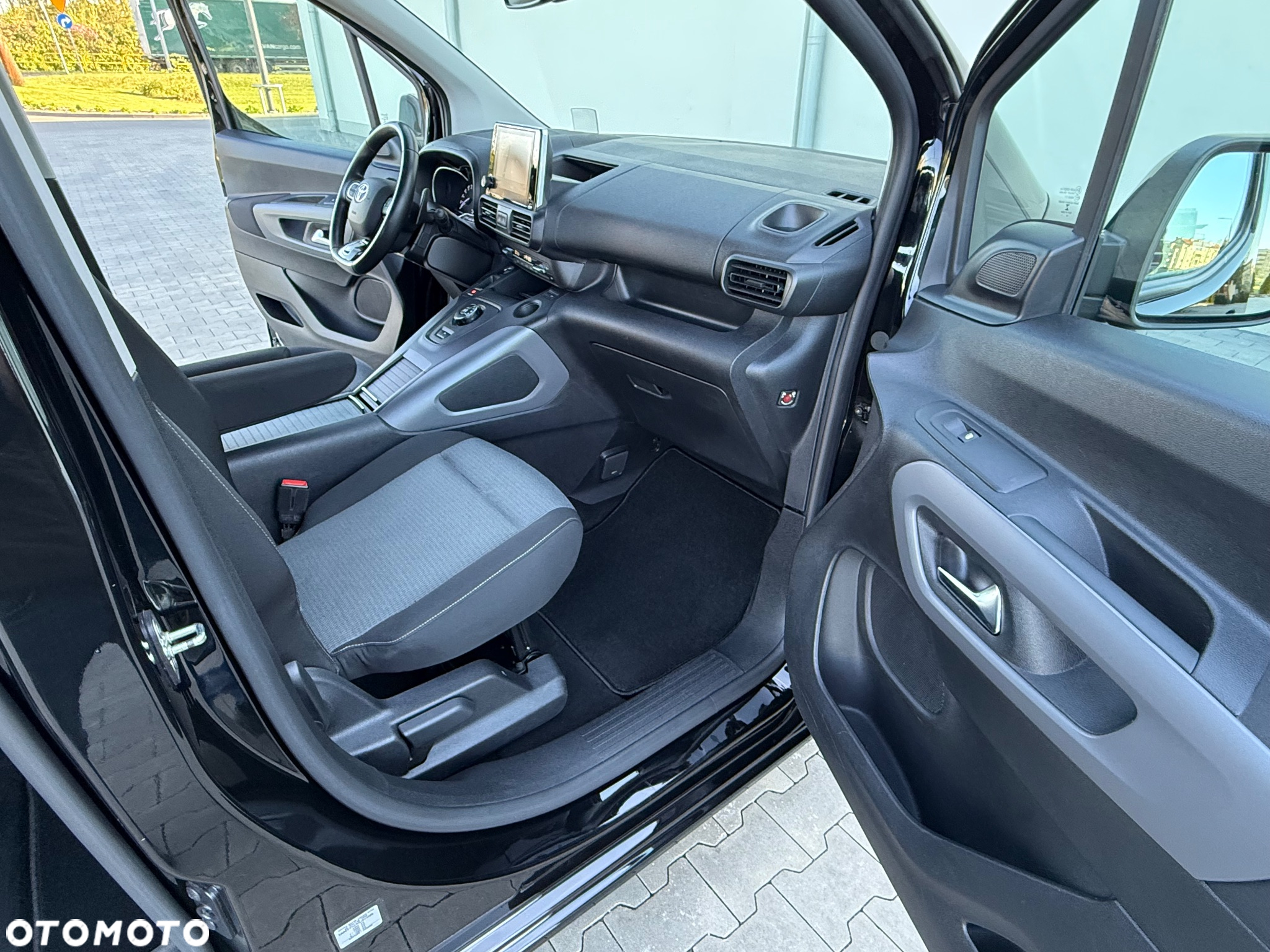 Toyota Proace City L2 1,5-l D-4D S&S Autm - 27