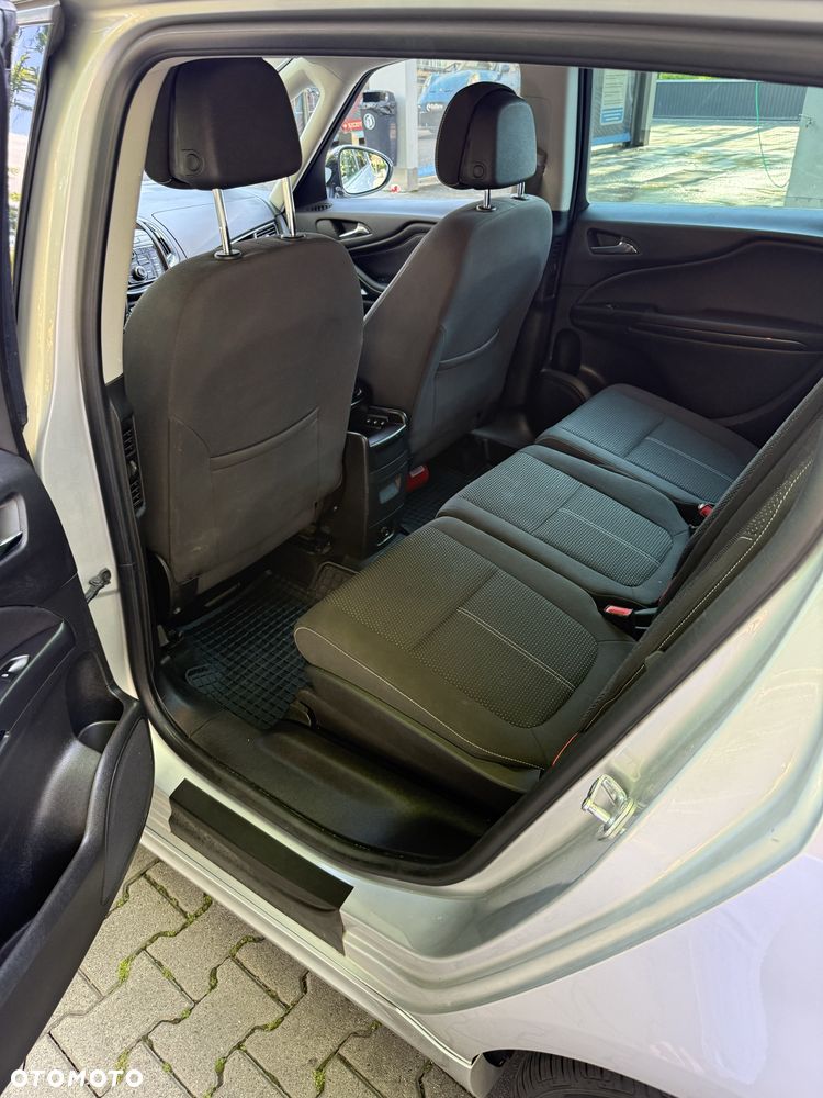 Opel Zafira - 7