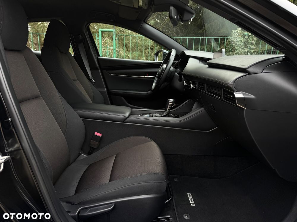 Mazda 3 2.0 mHEV Hikari - 23