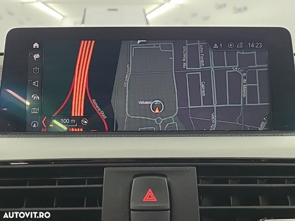 BMW Seria 3 318i Touring Aut. Edition M Sport Shadow - 13