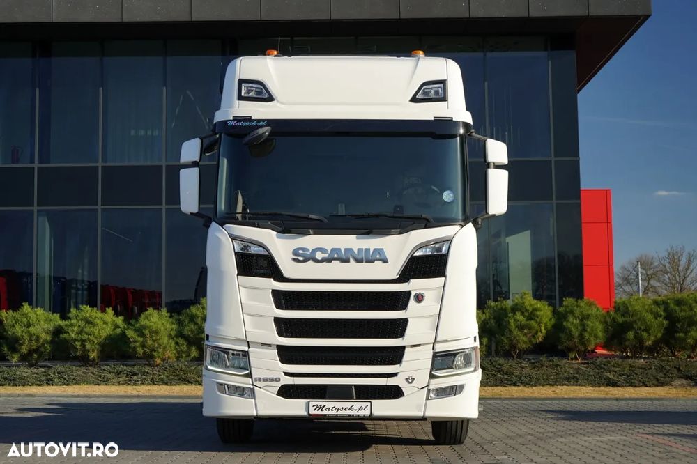 Scania R 650 / V8 / 6x4 / SISTEM HIDRAULIC / MASĂ NETĂ: 100.000 KG / I-PARK COOL / TRACTOR CU 3 AXE / ANVELOPE 100% - 3