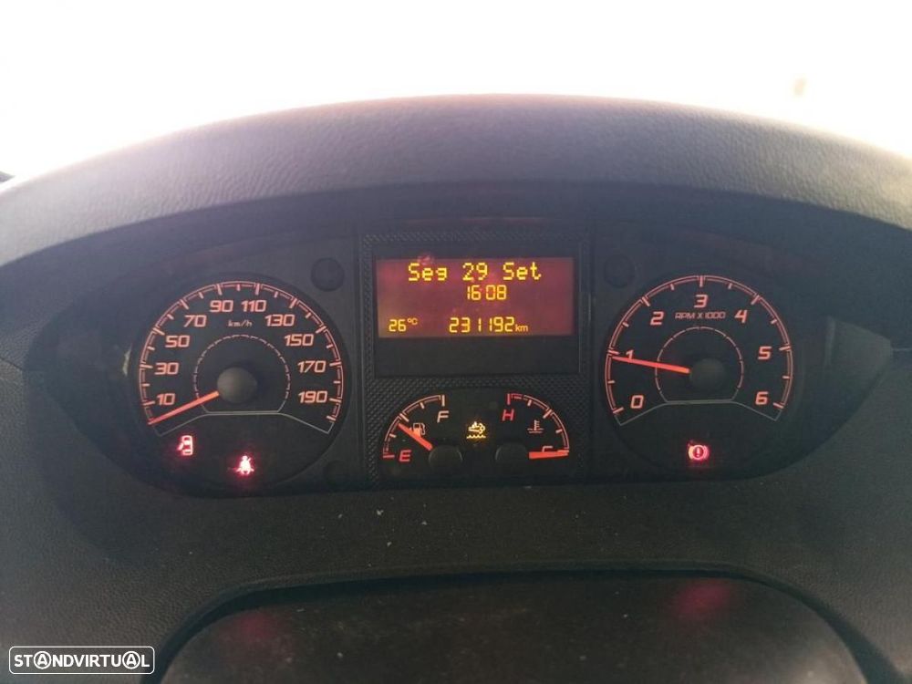 Peugeot Boxer 2.2 BlueHDi 333 L2H1 Premium c/iva - 5