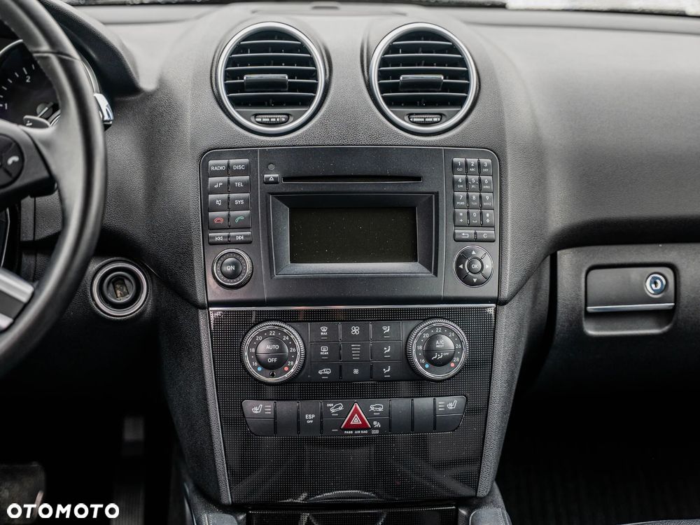 Mercedes-Benz ML - 37