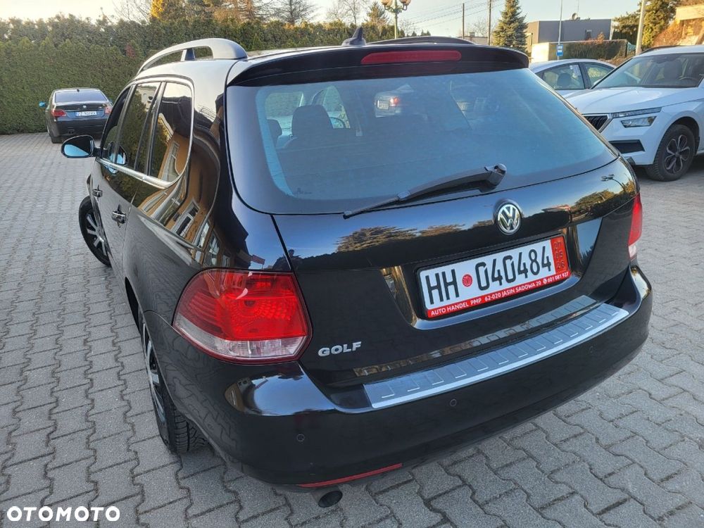 Volkswagen Golf - 28