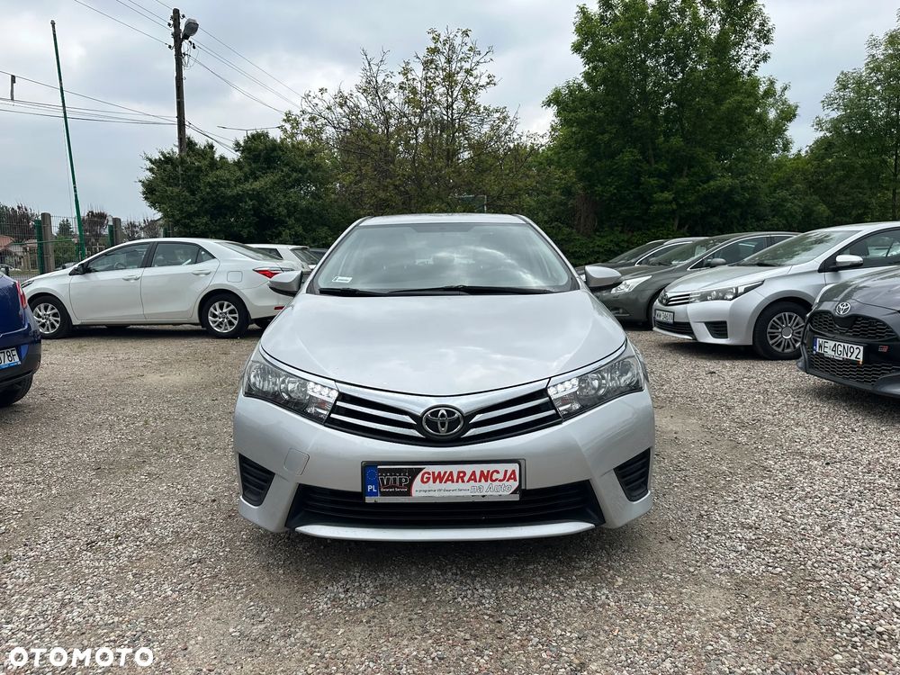 Toyota Corolla - 4