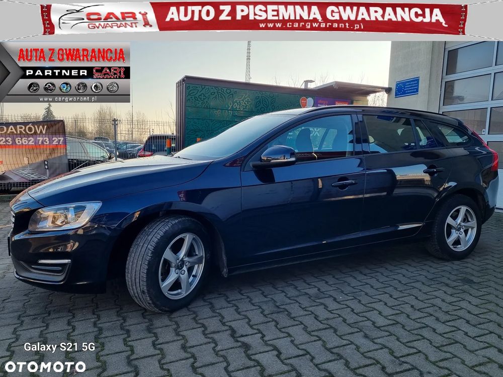 Volvo V60 D2 Momentum - 1