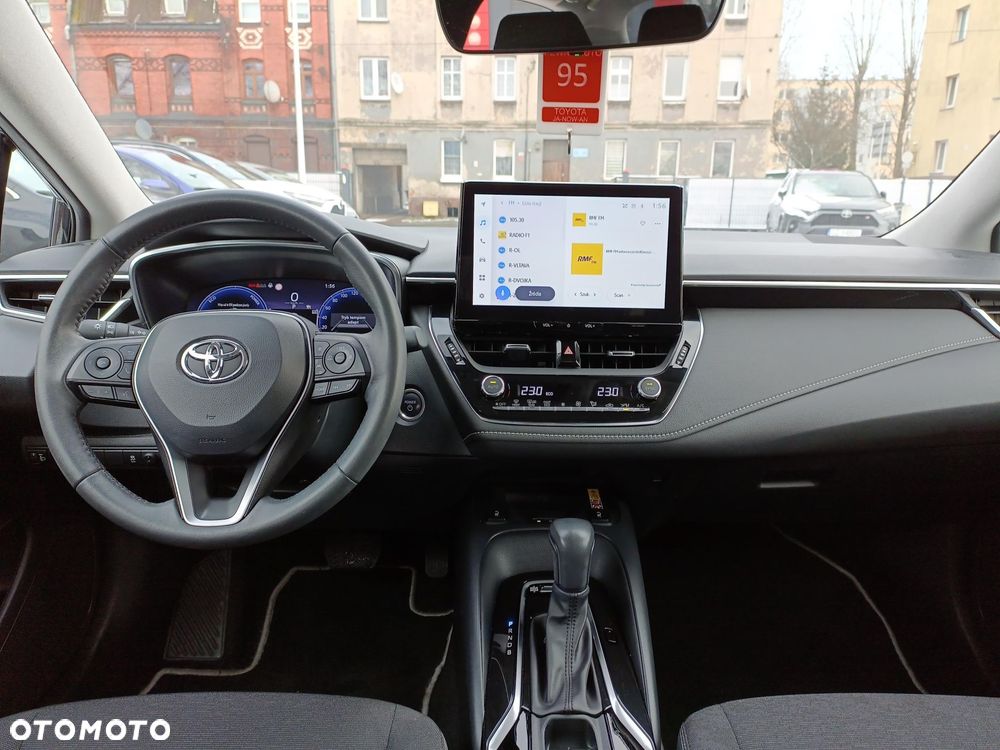 Toyota Corolla 1.8 Hybrid Style - 12