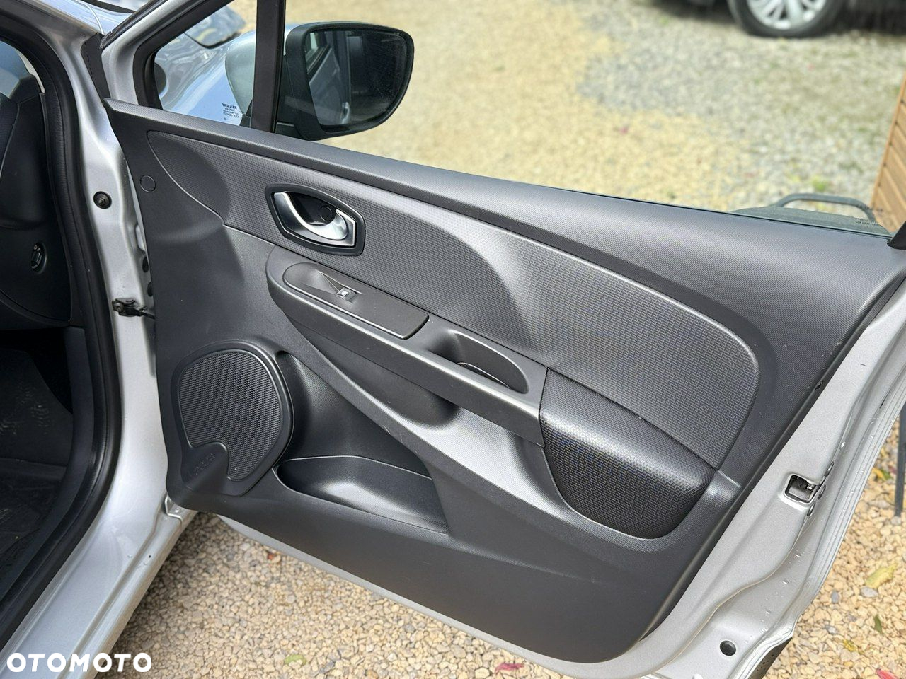 Renault Clio - 14