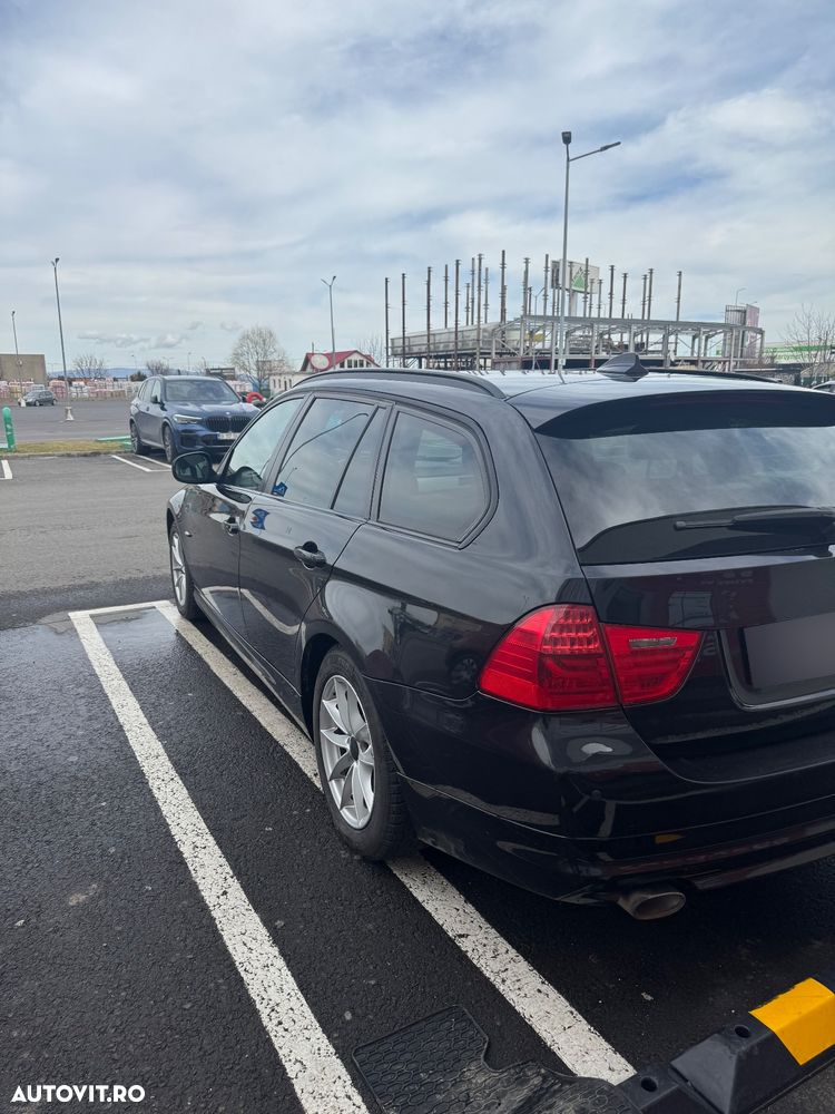 BMW Seria 3 320d Efficient Dynamic Edition Aut. Blue Performan - 3