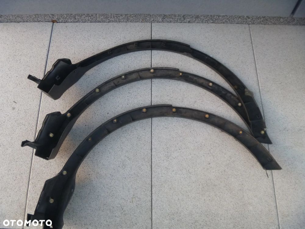 TOYOTA RAV4 IV LIFT 2015 LISTWA BŁOTNIKA TYLNEGO PRAWA ŁADNA - 2