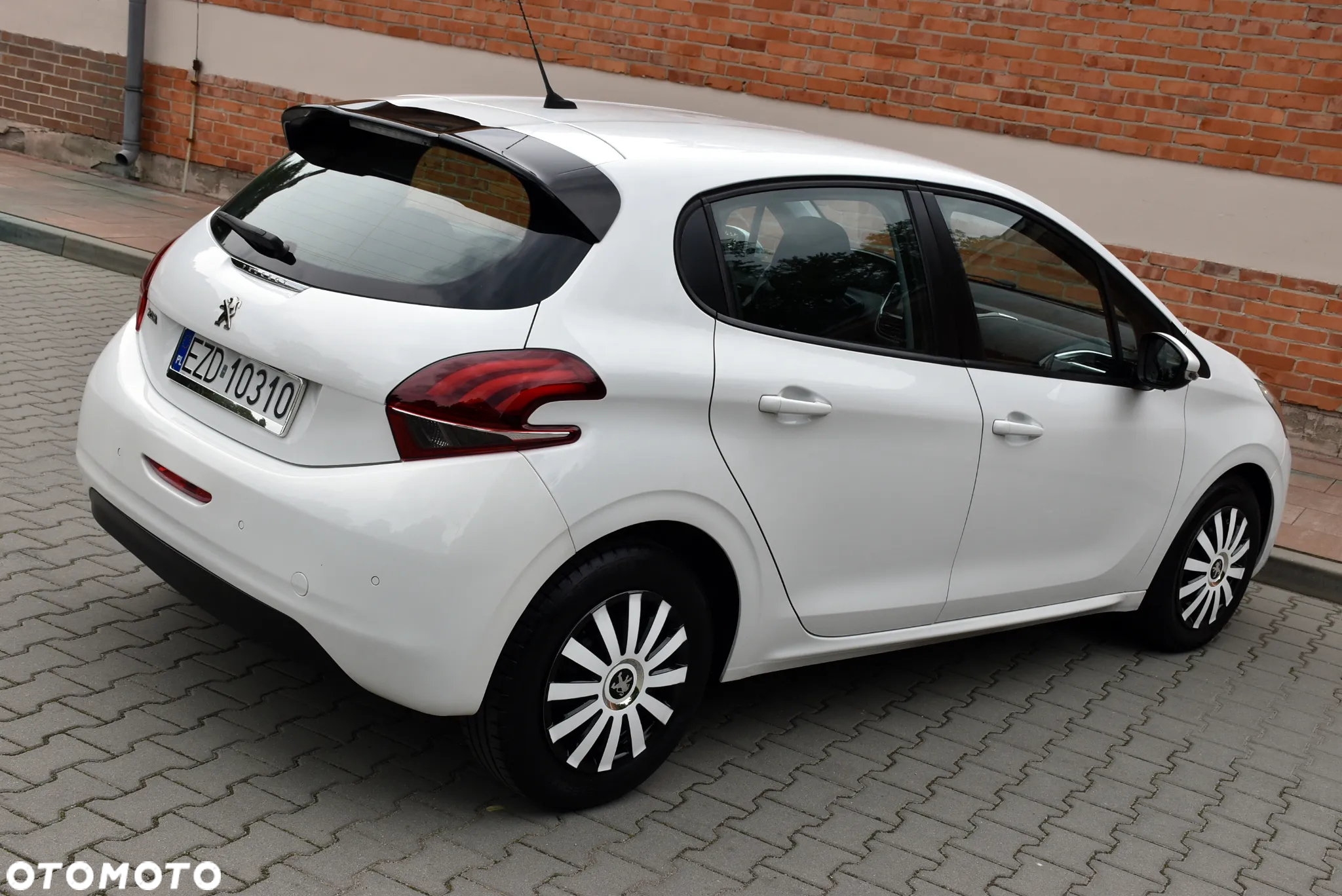 Peugeot 208 1.6 BlueHDi Active - 16