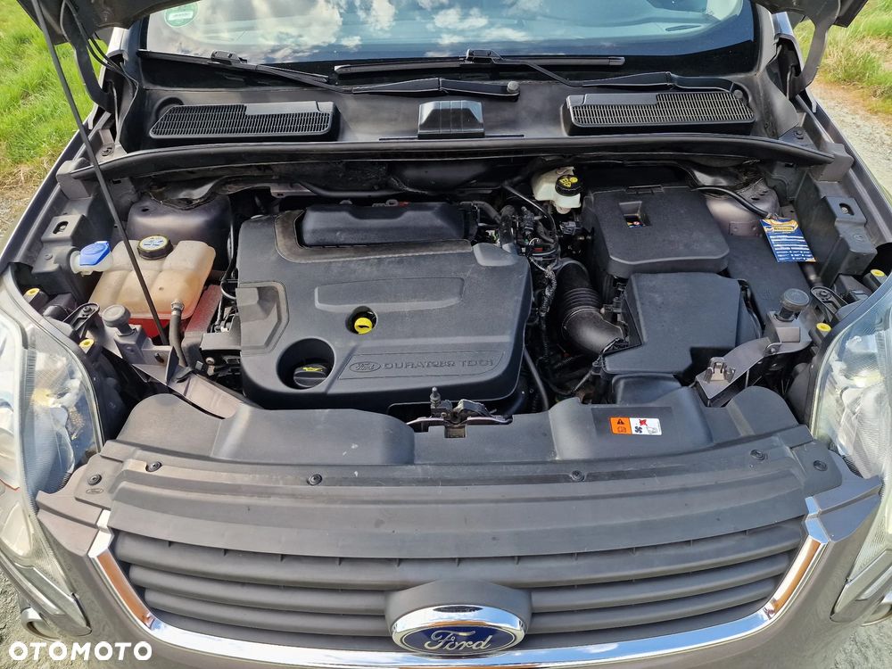 Ford Kuga 2.0 TDCi 4x4 Titanium - 31