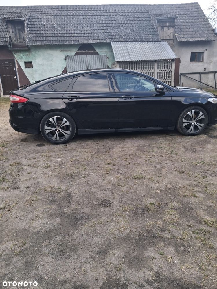 Ford Mondeo - 1
