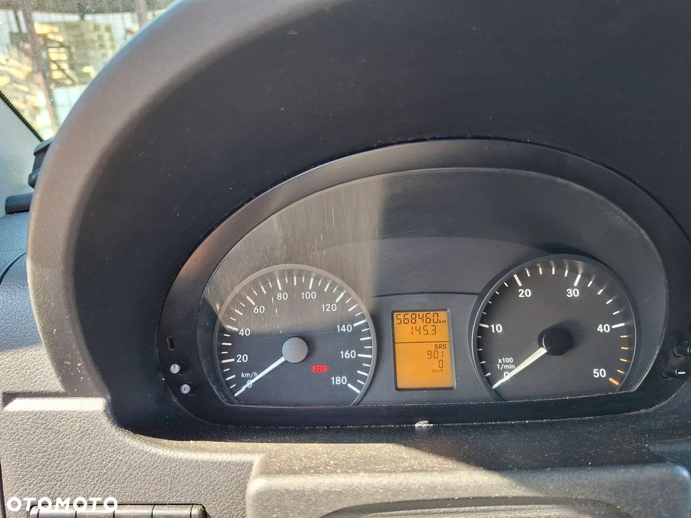 Mercedes-Benz SPRINTER 212CDI - 6
