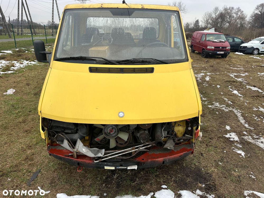 Mercedes-Benz Sprinter - 10