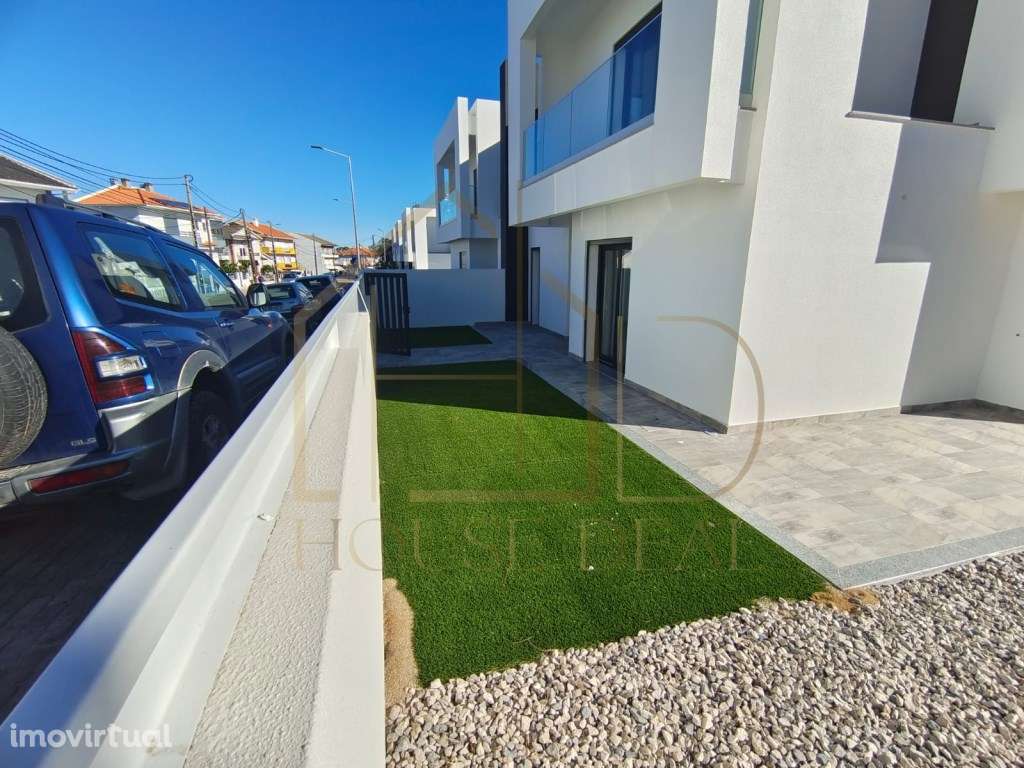 MAGNÍFICA!!! Moradia T4 com Garagem e Piscina. Vale de Milhaços. Co... - Grande imagem: 2/39