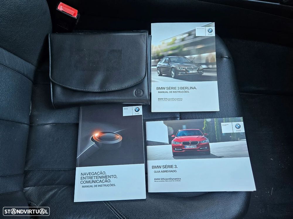 BMW 318 d Auto Line Luxury - 12