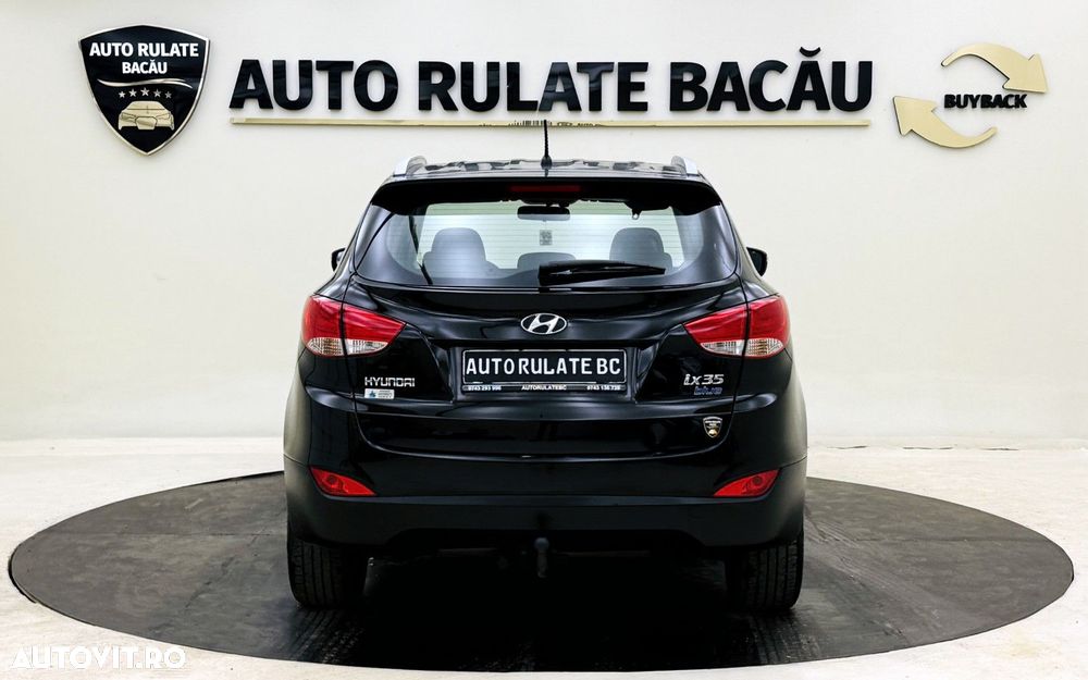 Hyundai ix35 - 11