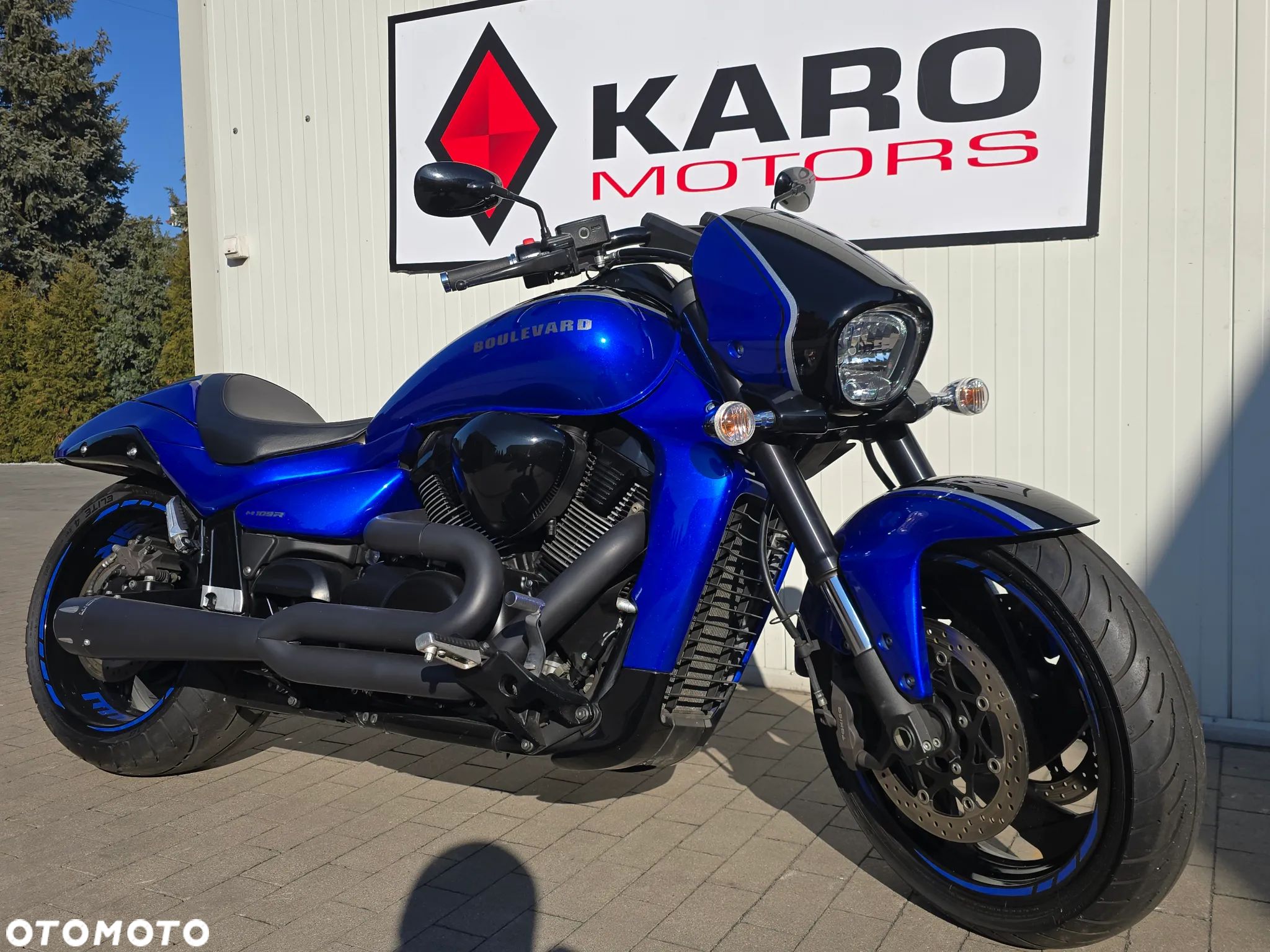 Suzuki Boulevard - 1