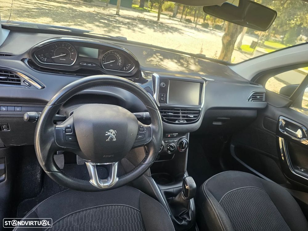 Peugeot 208 BlueHDi 100 Active - 15