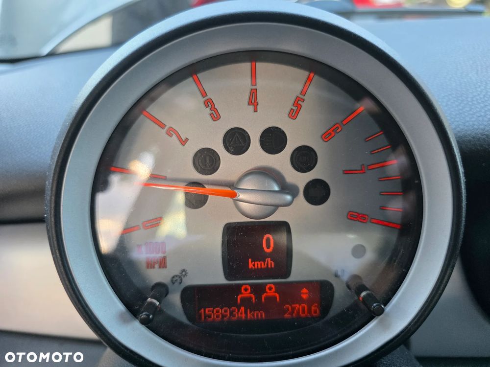 MINI Cooper Standard - 8