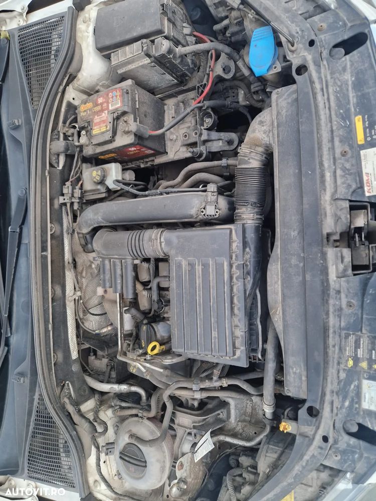 Skoda Octavia 1.4 TSI AMBITION DSG - 14