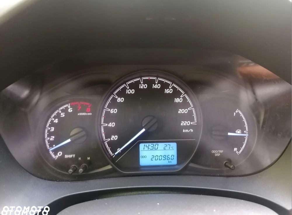 Toyota Yaris 1.0 Premium EU6 - 9