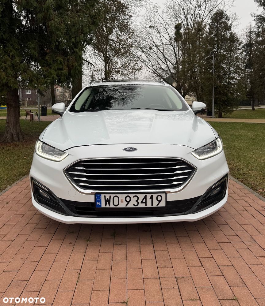 Ford Mondeo 2.0 TDCi Titanium PowerShift - 9