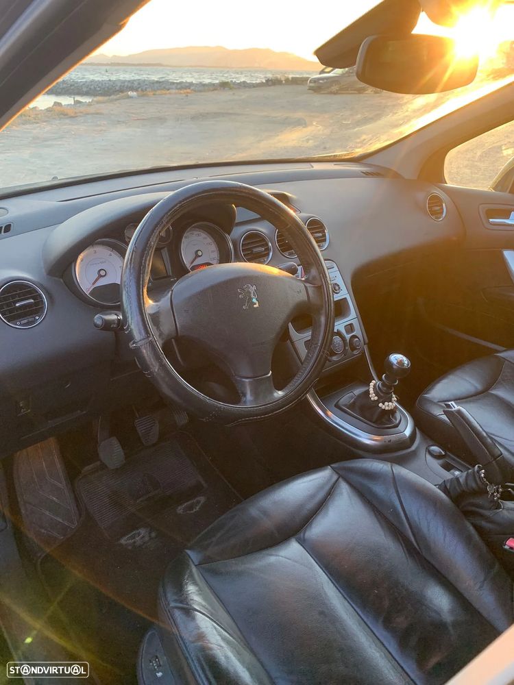 Peugeot 308 SW 1.6 HDi Executive CVM6 - 12