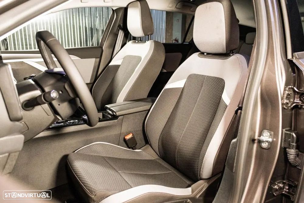 Opel Astra Sports Tourer - 34