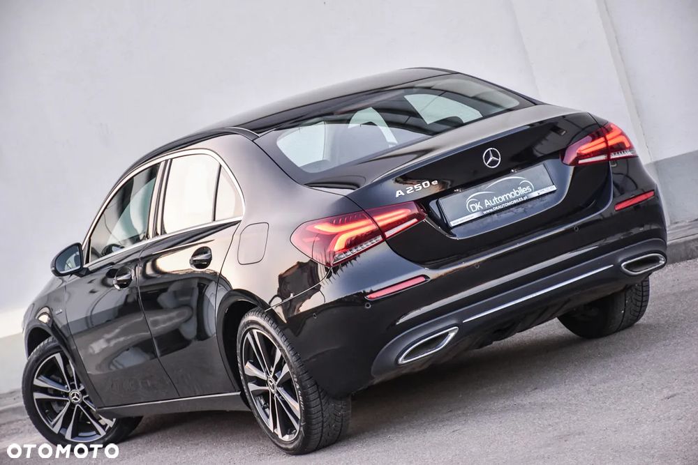 Mercedes-Benz Klasa A 250 e 8G-DCT Progressive Advanced - 10