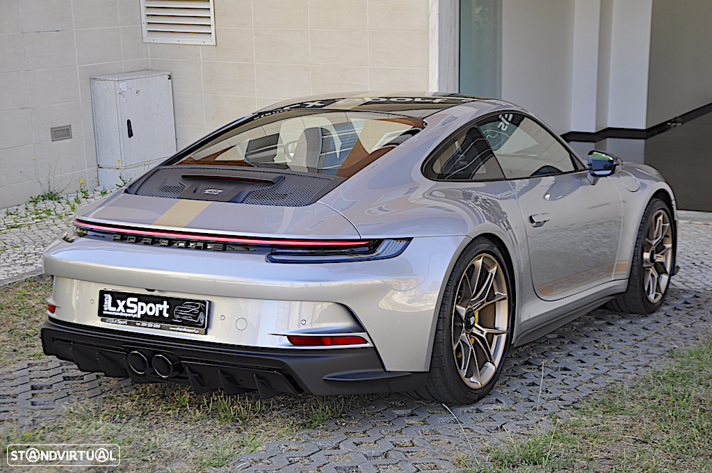 Porsche 911 (992) GT3 Touring Package - 13