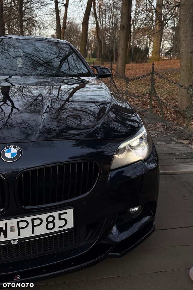 BMW Seria 5 525d xDrive - 6