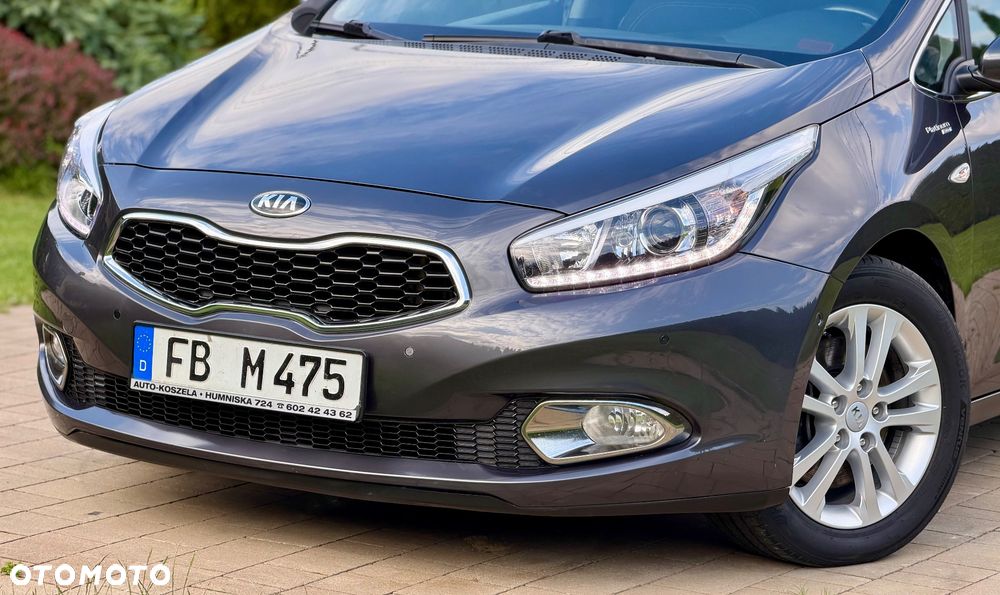 Kia Ceed 1.6 CRDi 128 ISG Platinum Edition - 15