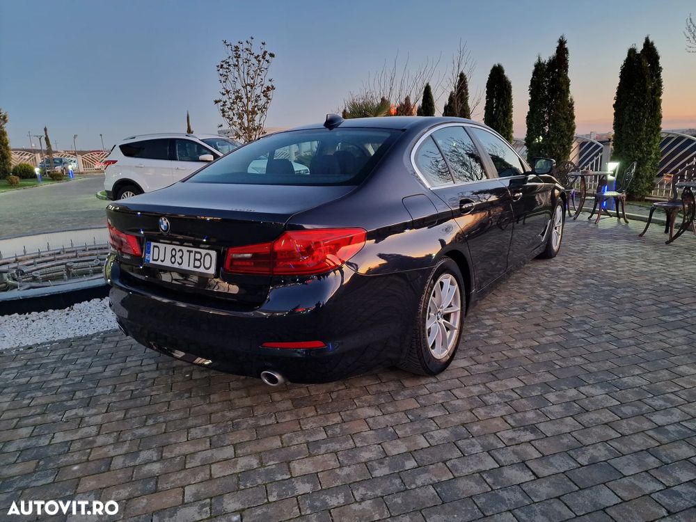 BMW Seria 5 520d AT - 8